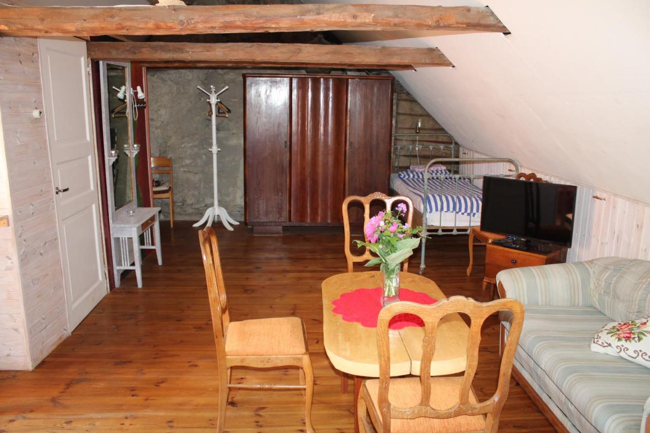 Suur-Lossi Apartments Haapsalu Extérieur photo